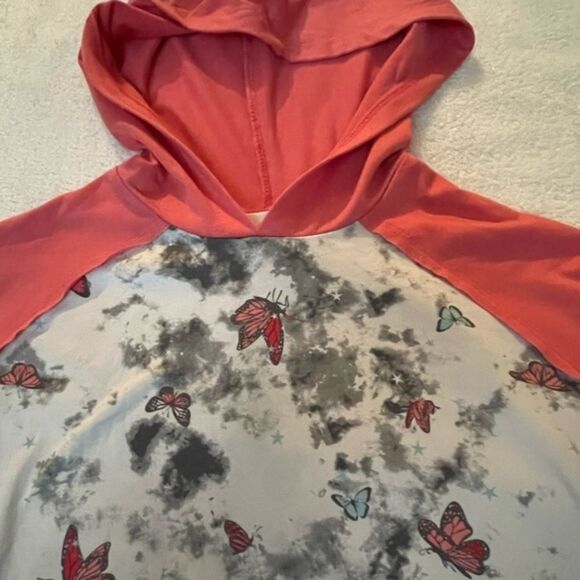 Medium Belle du Jour lightweight sleeveless hoodie w/‘Monarch butterflies - Picture 4 of 10